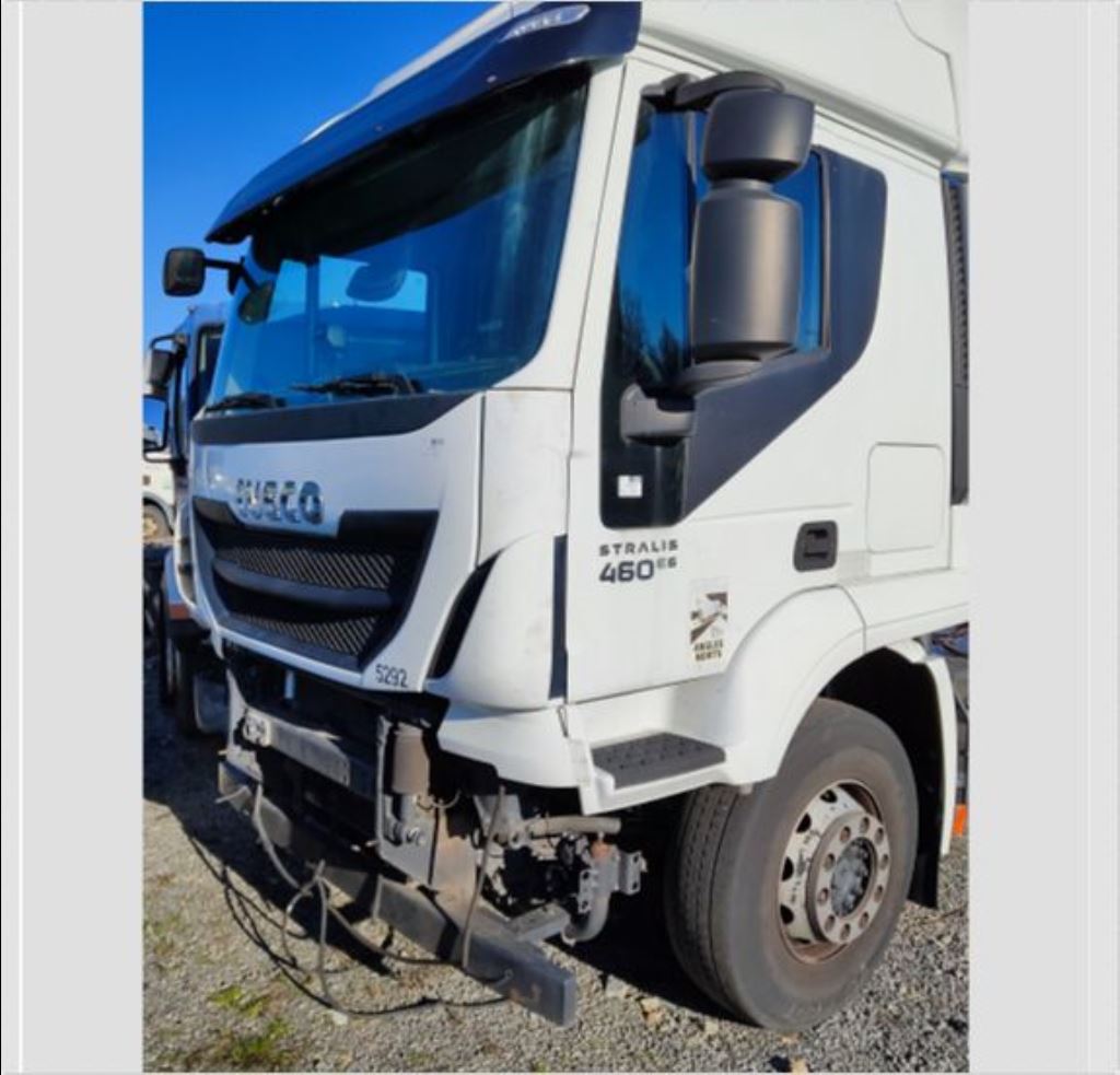 piece_IVECO 440S46  BOITIER GESTION MOTEUR 504388754