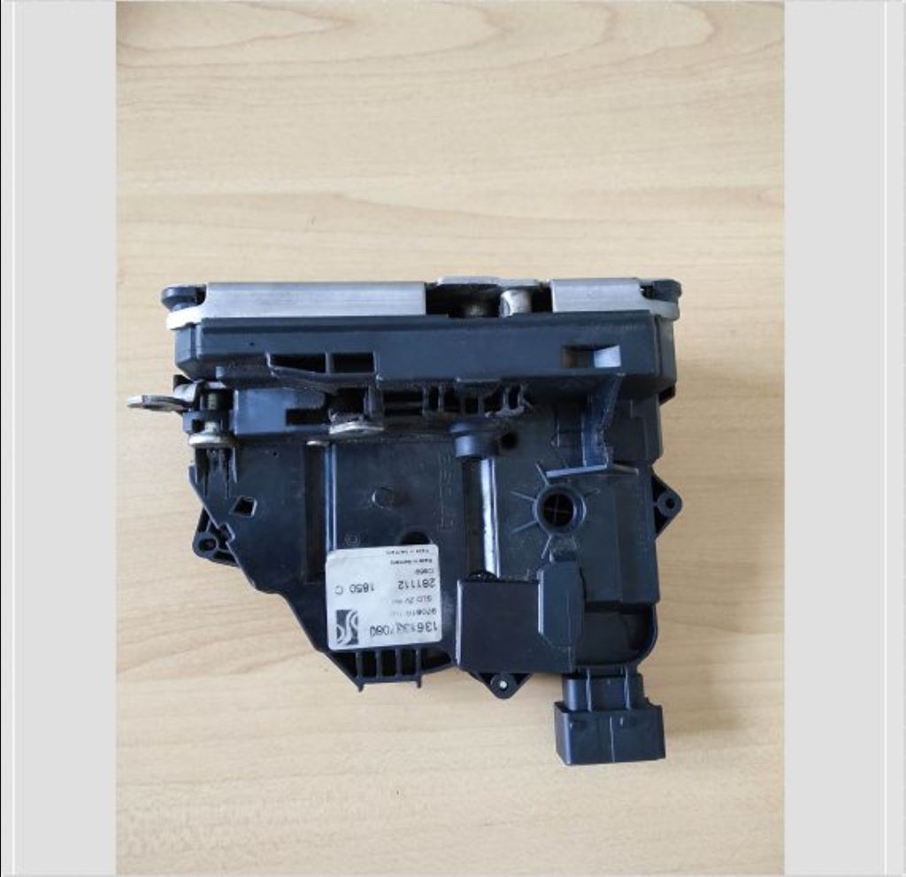 piece_CITROEN JUMPER BLOC SERRURE LATERAL DROIT 1361337080