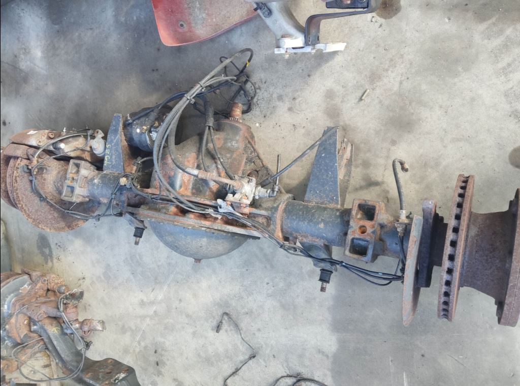 piece_IVECO 80E18 PONT ARRIERE 7189362 10/41