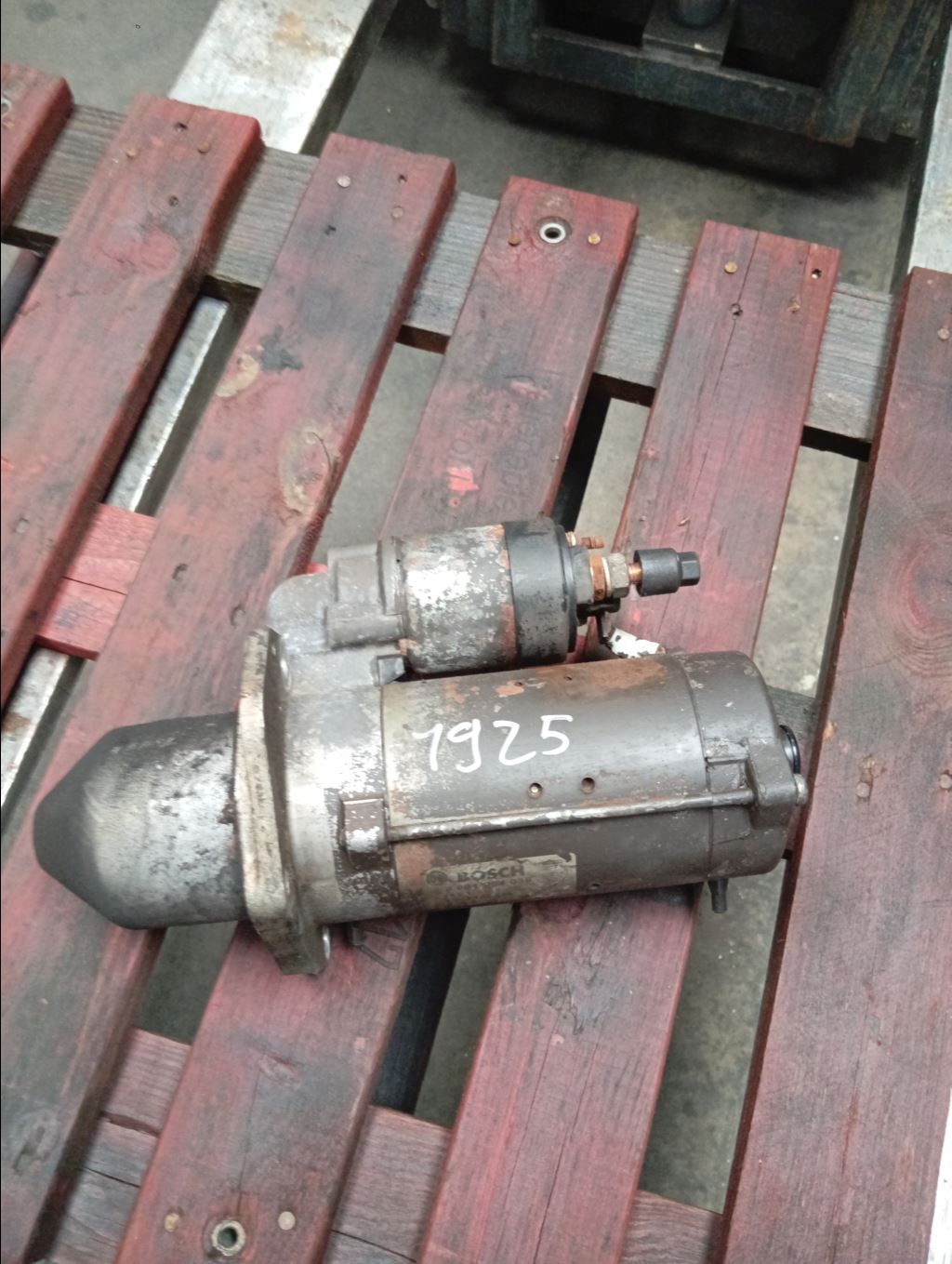 piece_IVECO 80E18 DEMARREUR