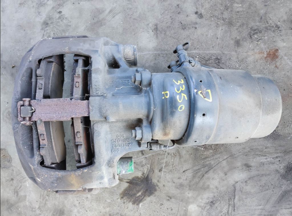 piece_IVECO AS440T ETRIER DE FREIN ARRIERE DROIT 5801341082