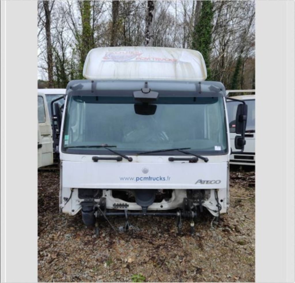 piece_MERCEDES ATEGO BOITIER DE DIRECTION A9744600100