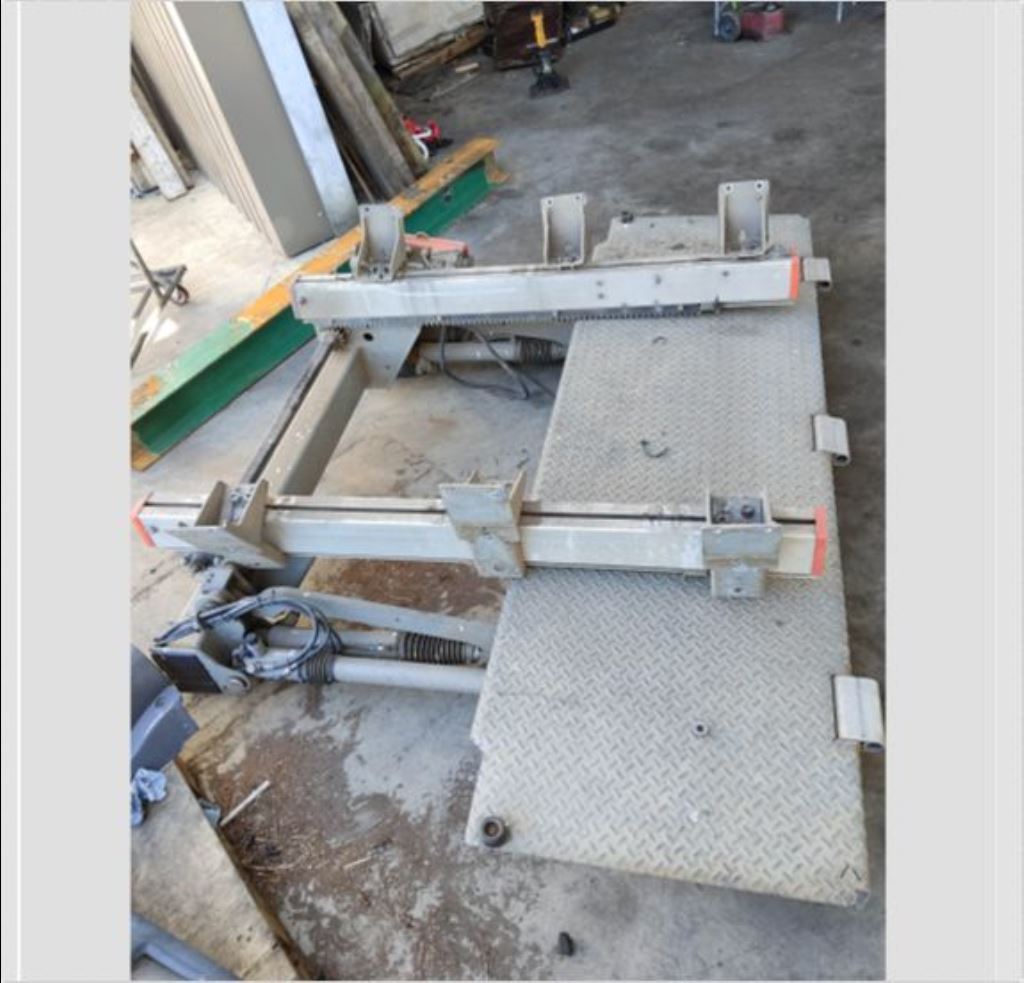 piece_RENAULT D  HAYON COMPLET DHSM.15 DHOLLANDIA 1500 KG