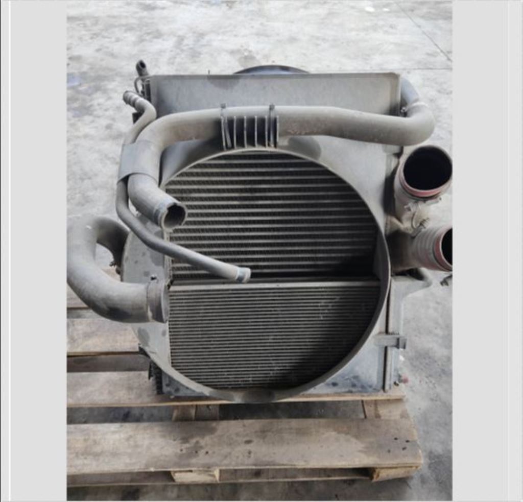 piece_MERCEDES 1323  RADIATEUR AIR INTERCOOLER A9735010301