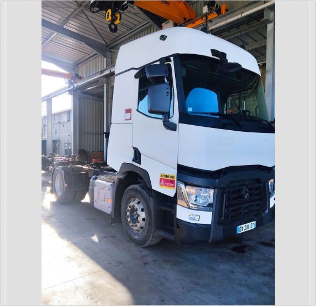 piece_RENAULT T 460  DEMI AILE ARRIERE ARRIERE DROITE