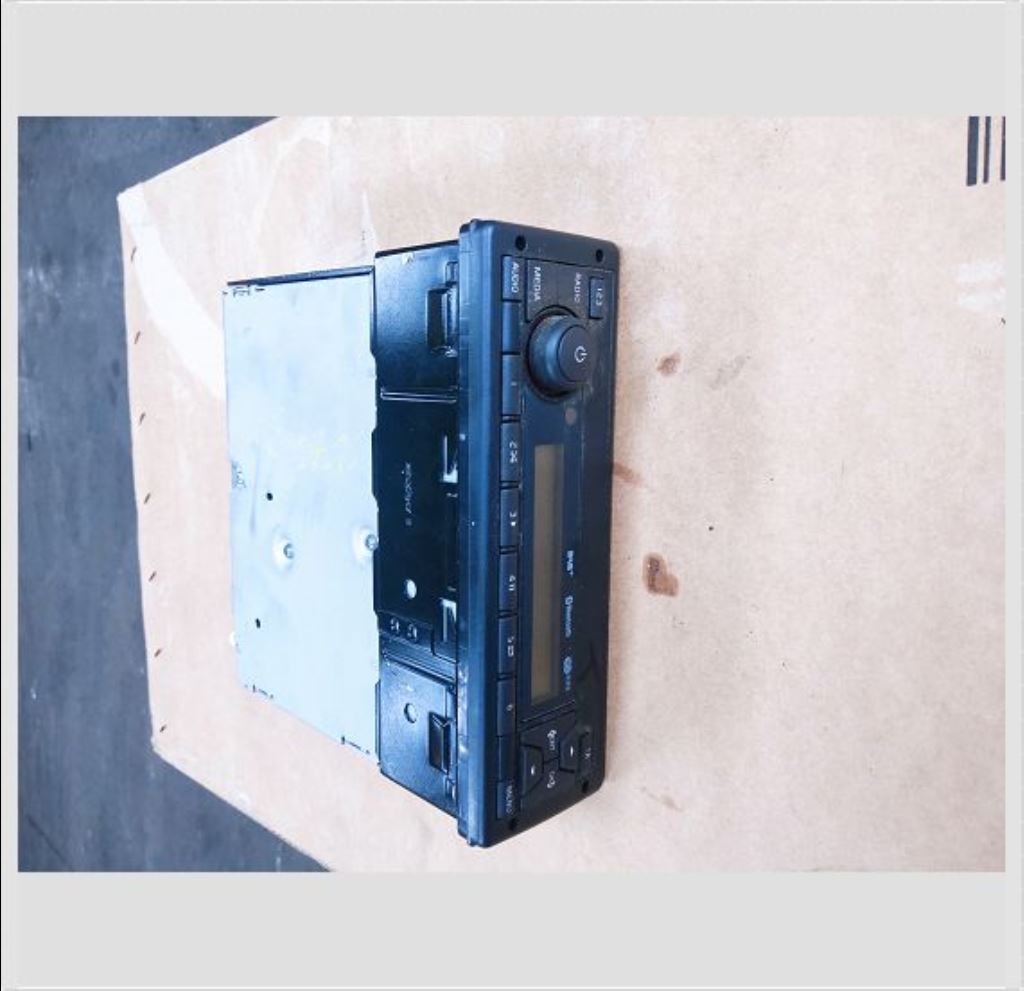 piece_RENAULT SÉRIE D WIDE DEPUIS MODÈ AUTORADIO 7422953090