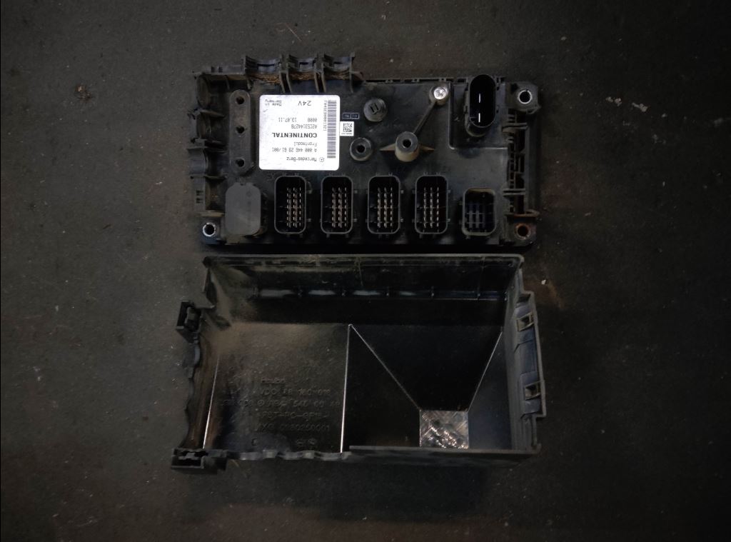 piece_MERCEDES ACTROS  BOITIER FCIOM A0004462961