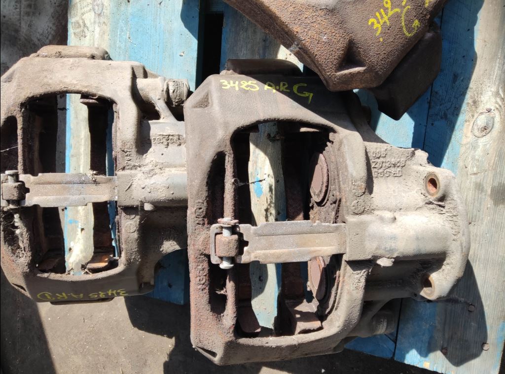 piece_DAF CF85  ETRIER DE FREIN ARRIERE GAUCHE