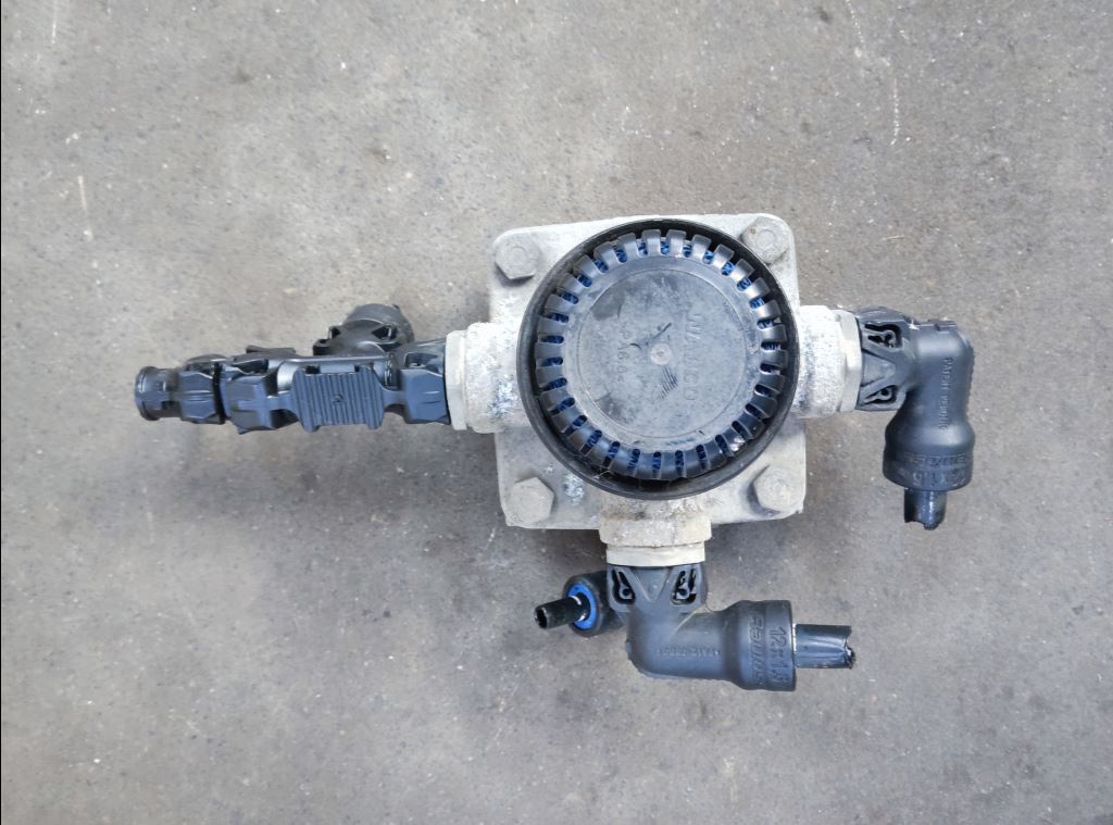 piece_RENAULT VALV REL 5010588146