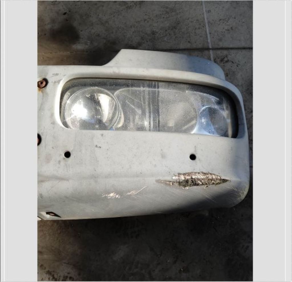 piece_MERCEDES ATEGO PHARE GAUCHE A9738202461