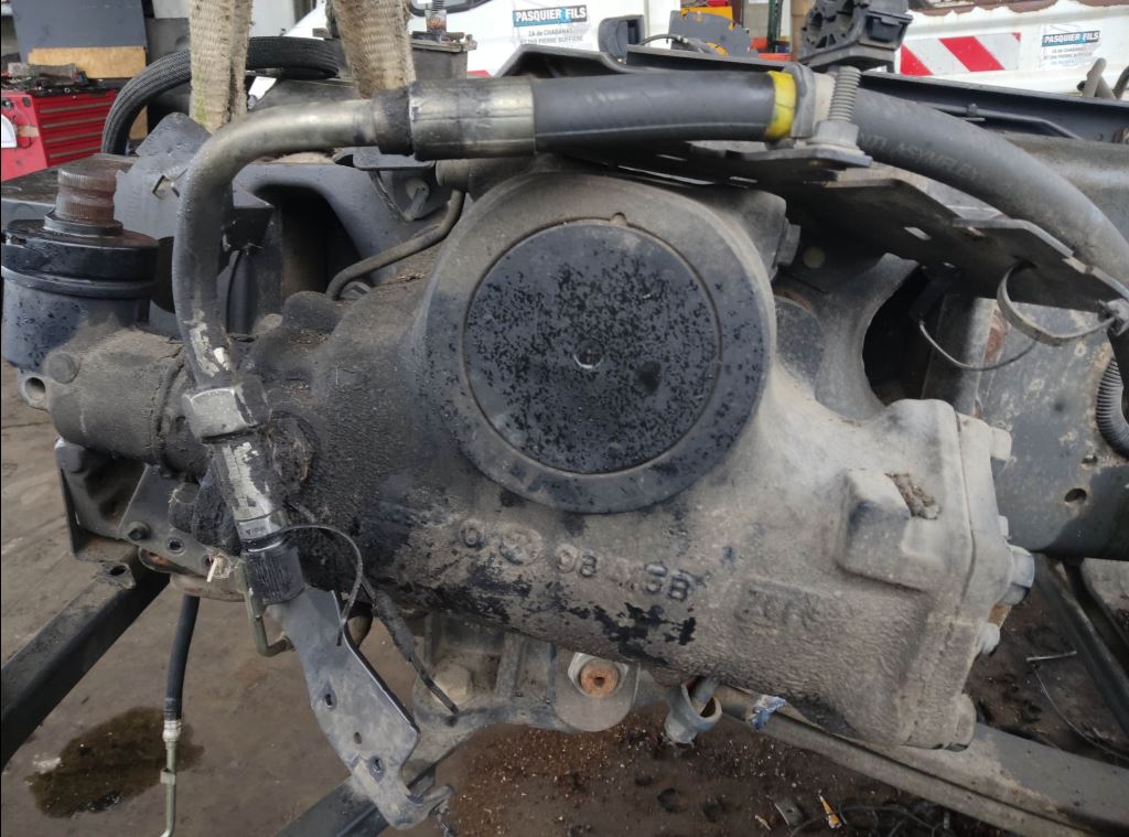 piece_RENAULT PREMIUM  BOITIER DE DIRECTION 7422089531