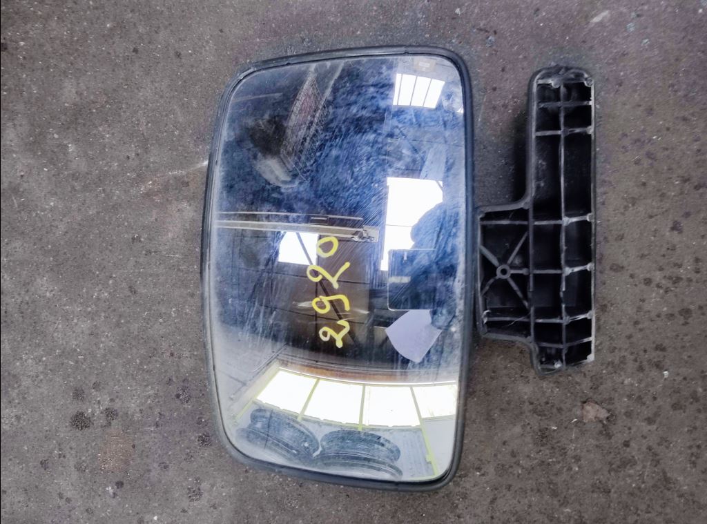 piece_RENAULT MIDLUM  RETROVISEUR ACCOSTAGE 85115894