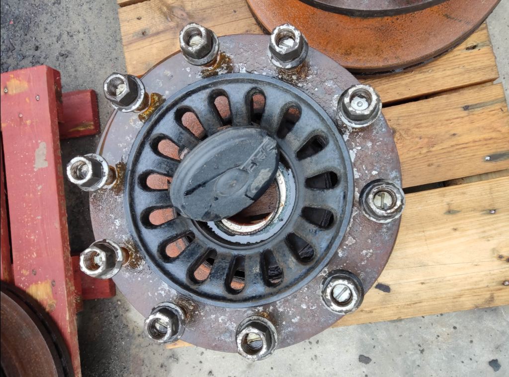 piece_ROBUSTE MOYEU ARRIERE GAUCHE 3307304552