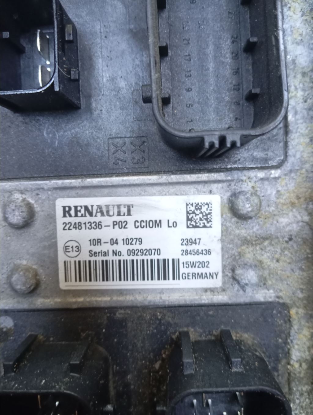 piece_RENAULT T 460 BOITIER CCIOM 22481336 P02