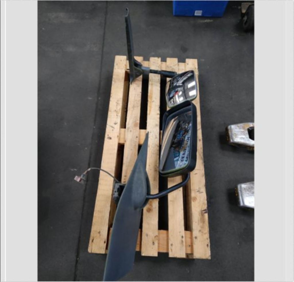 piece_RENAULT 385.19T  RETROVISEUR DROIT COMPLET 5001850158