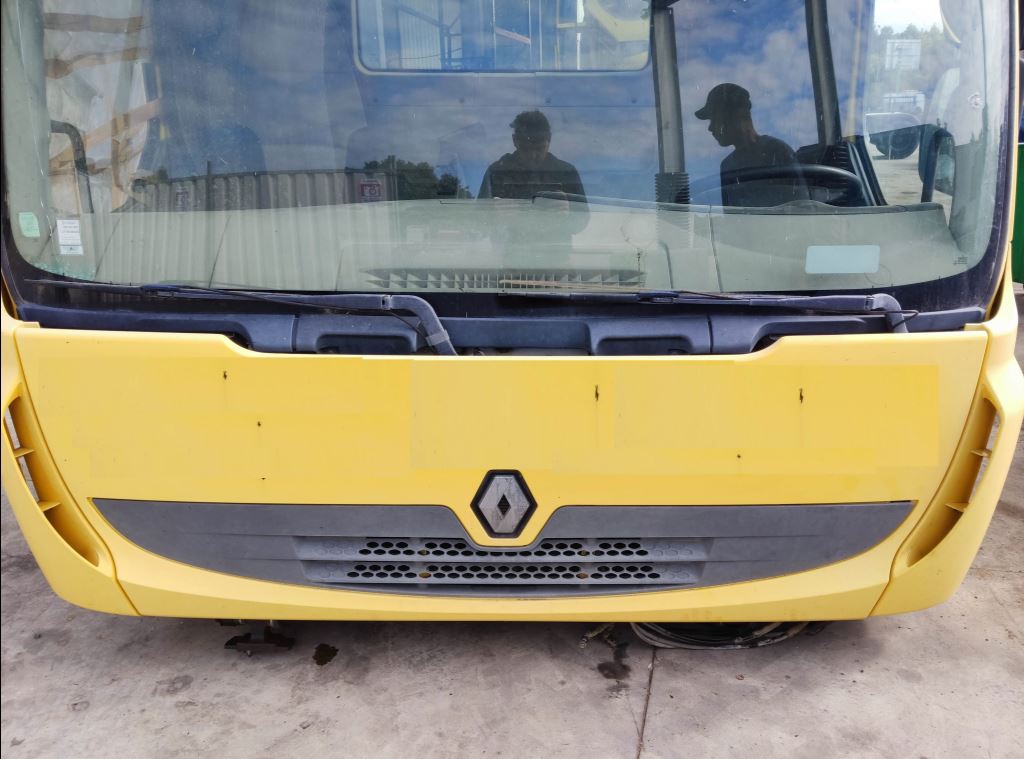 piece_RENAULT  410DXI 8X4 CALANDRE SUPERIEURE