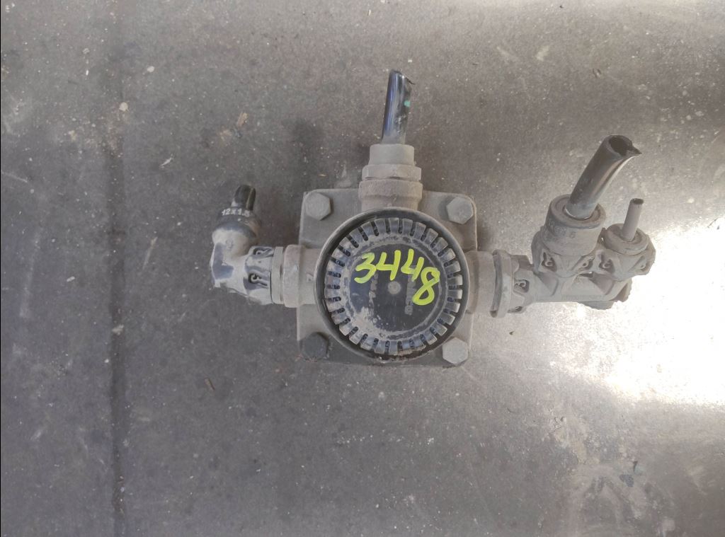 piece_RENAULT D NARROW VALVE RELAIS 5010588146