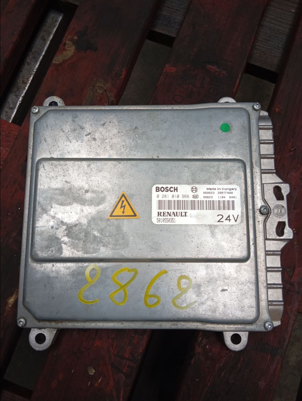 piece_RENAULT MIDLUM 220DCI BOITIER GESTION MOTEUR