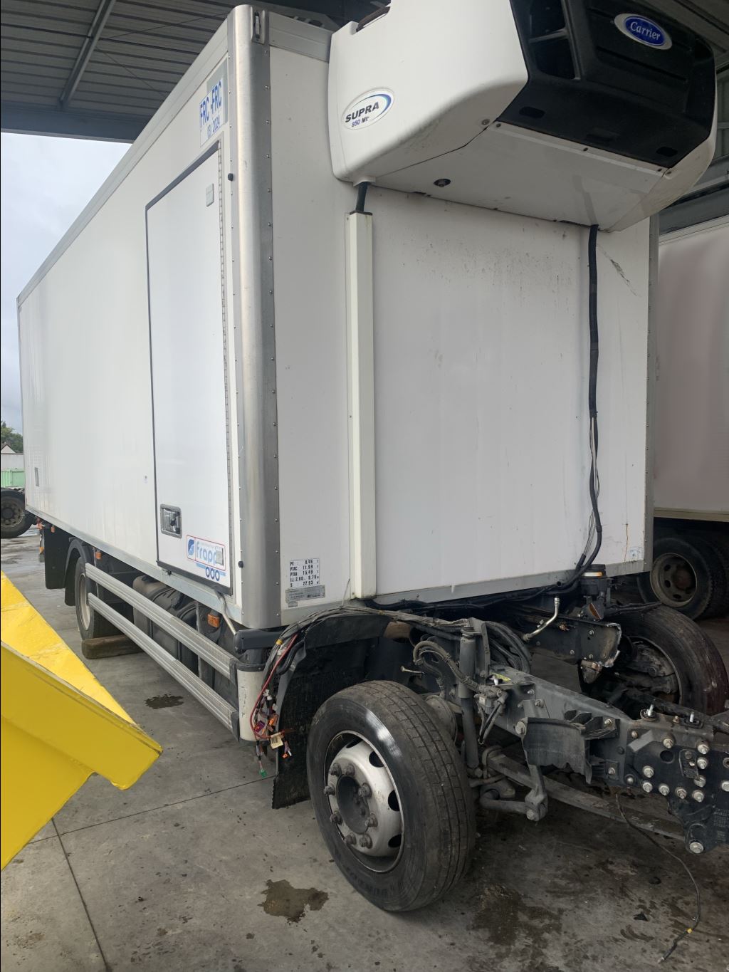 piece_RENAULT SÉRI BOITIER FILTRE A CARBURANT 7421746554
