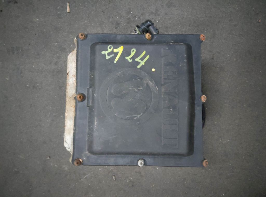 piece_RENAULT MID POMPE AD BLUE 7421161862