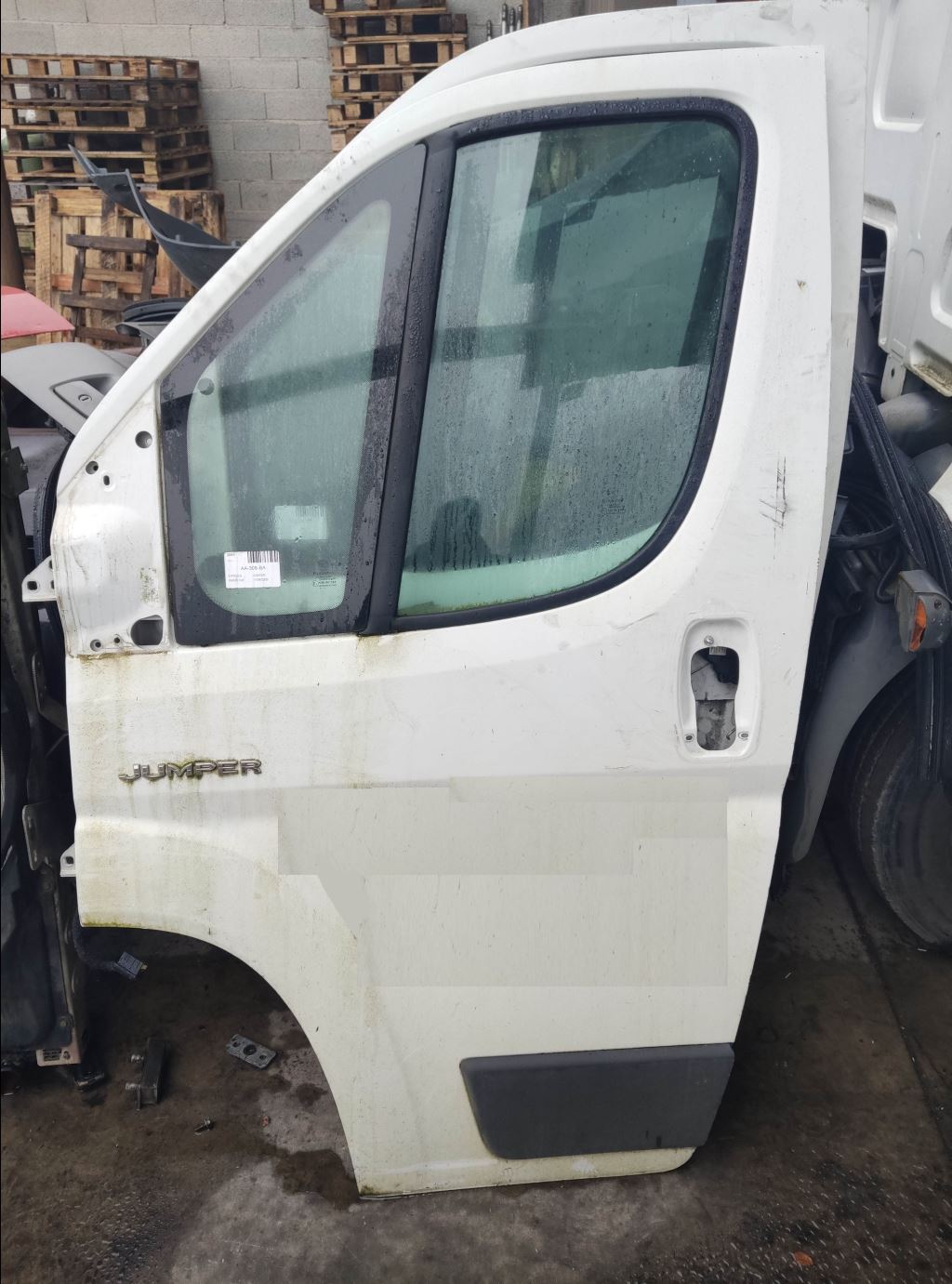 piece_CITROEN JUMPER  PORTE AVANT GAUCHE 1682477580