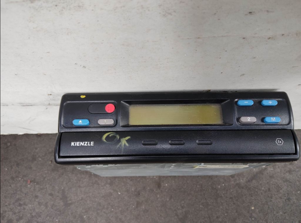 piece_MERCEDES 1323  CHRONOTACHYGRAPHE + CAPTEUR 1324