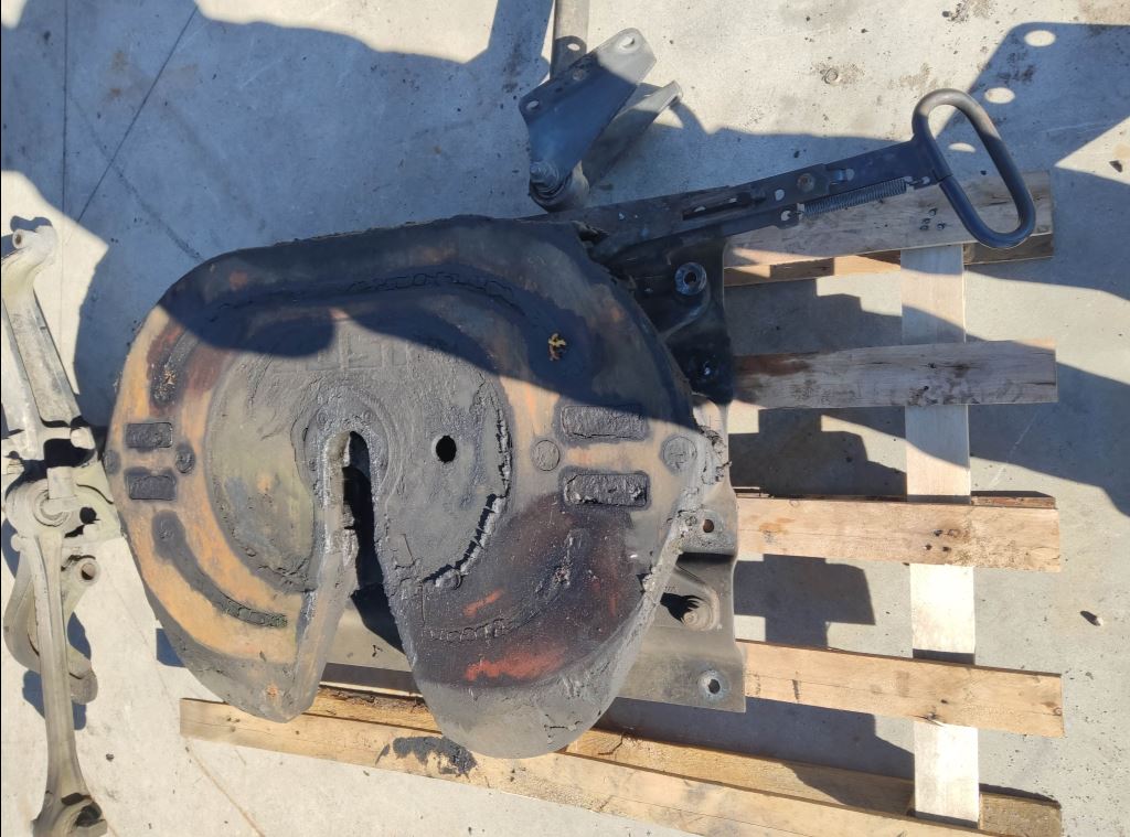 piece_MAN TGX 18570 SELETTE JSK40 G50-X JOST