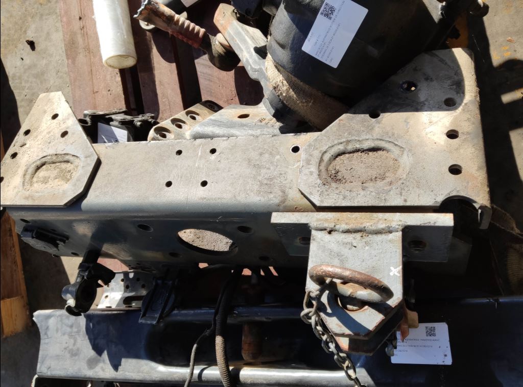 piece_MAN 26.322  ASPIRATRICE TRAVERSE ARRIERE 81.41250-5104