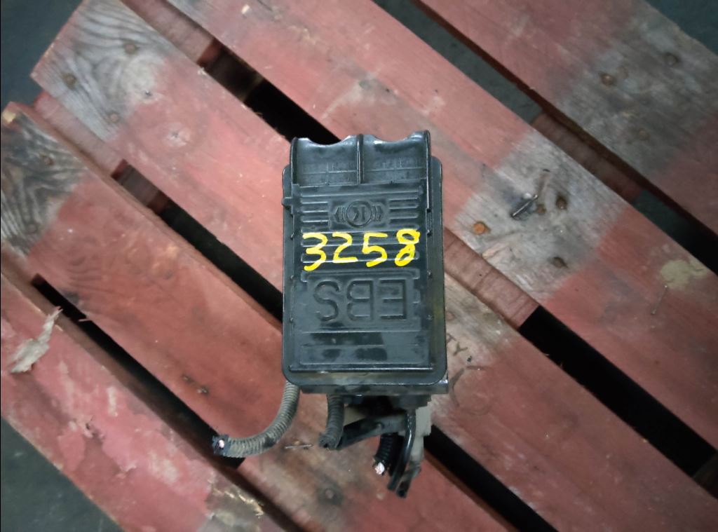 piece_MAN TGX 18.500 BOITIER ELECTRONIQUE EBS - ABS 81.52106-6067