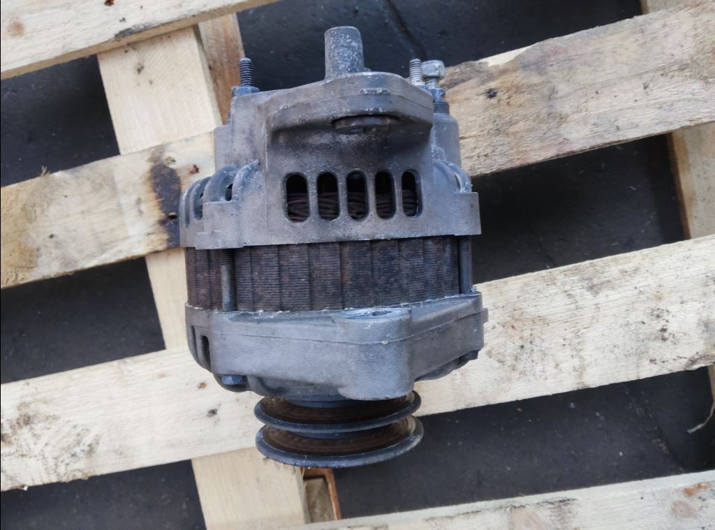 piece_RENAULT 270.19  ALTERNATEUR 5010306538