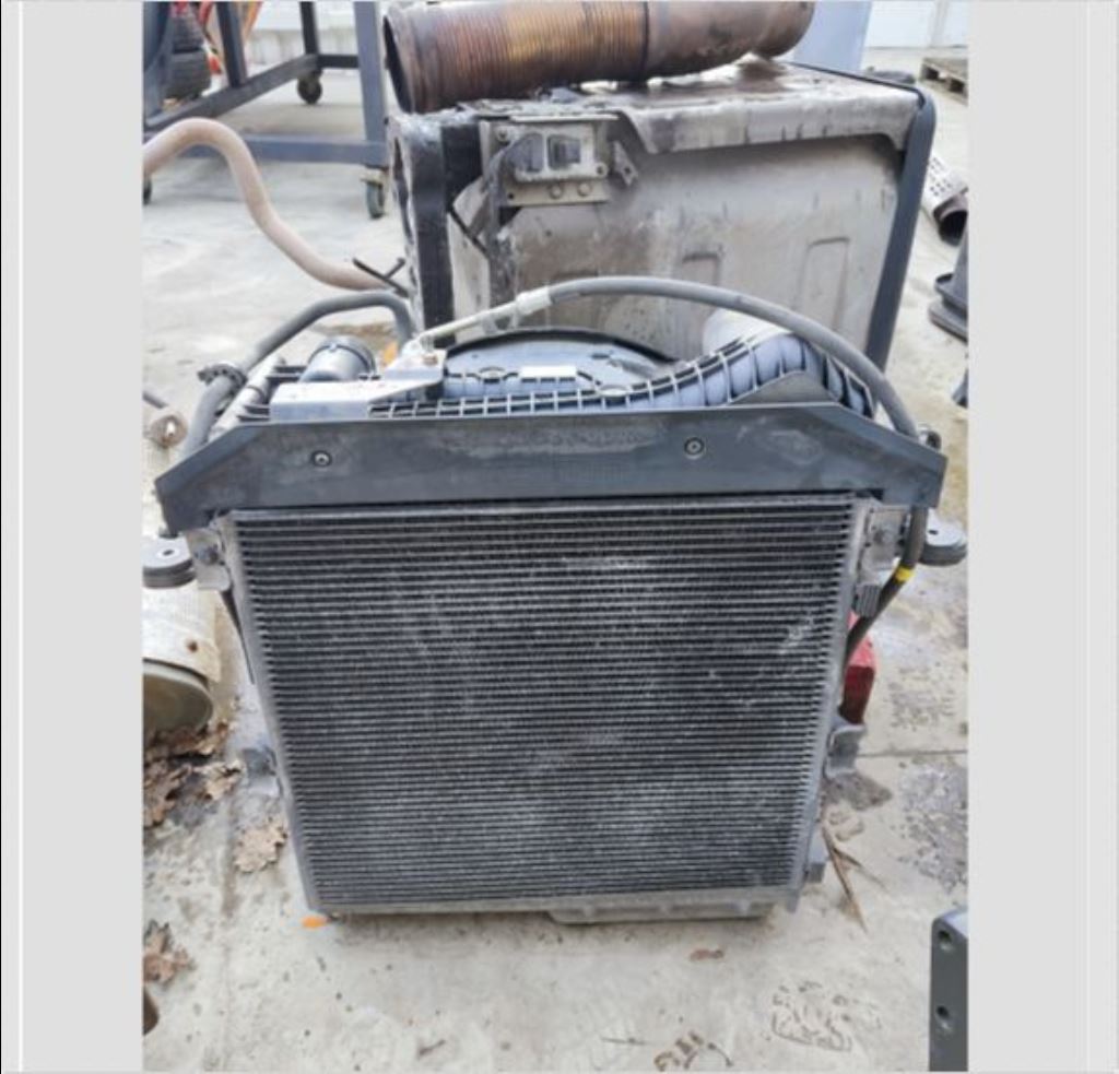 piece_RENAULT MIDLUM  RADIATEUR AIR INTERCOOLER 7482143050