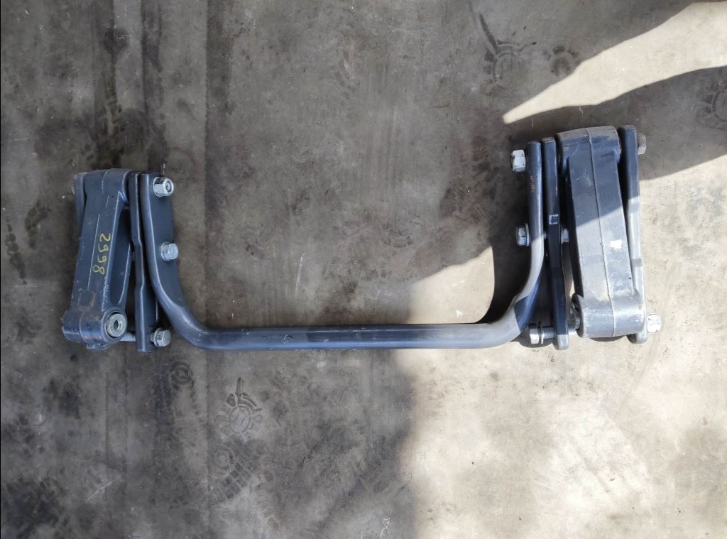 piece_RENAULT PREMIUM ENTRETOISE STABILISATRICE AVANT 5010647058