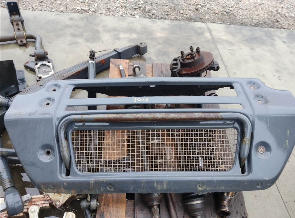 piece_RENAULT  410DXI 8X4 PARE CHOC AVANT 7482491182