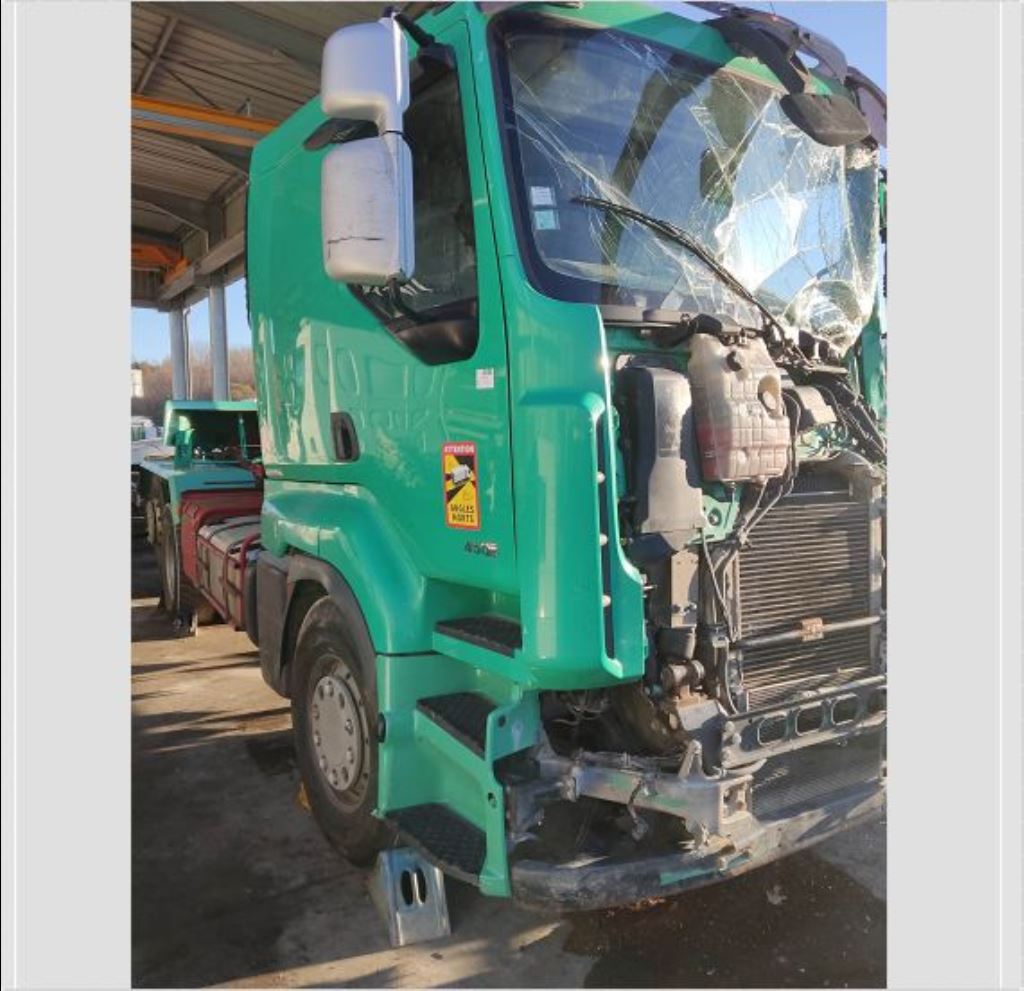 piece_RENAULT PREMIUM  ARBRE DE ROUE ARRIERE DROIT 7423935415