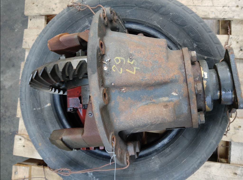 piece_NISSAN ATLEON  TETE DE PONT 38300-D8900 RAT 4.11