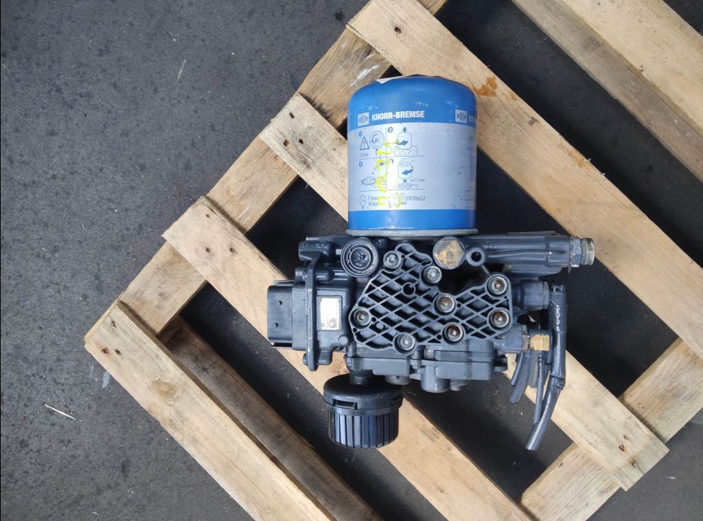 piece_MERCEDES ACTROS DESSICATEUR / APM A0014465664