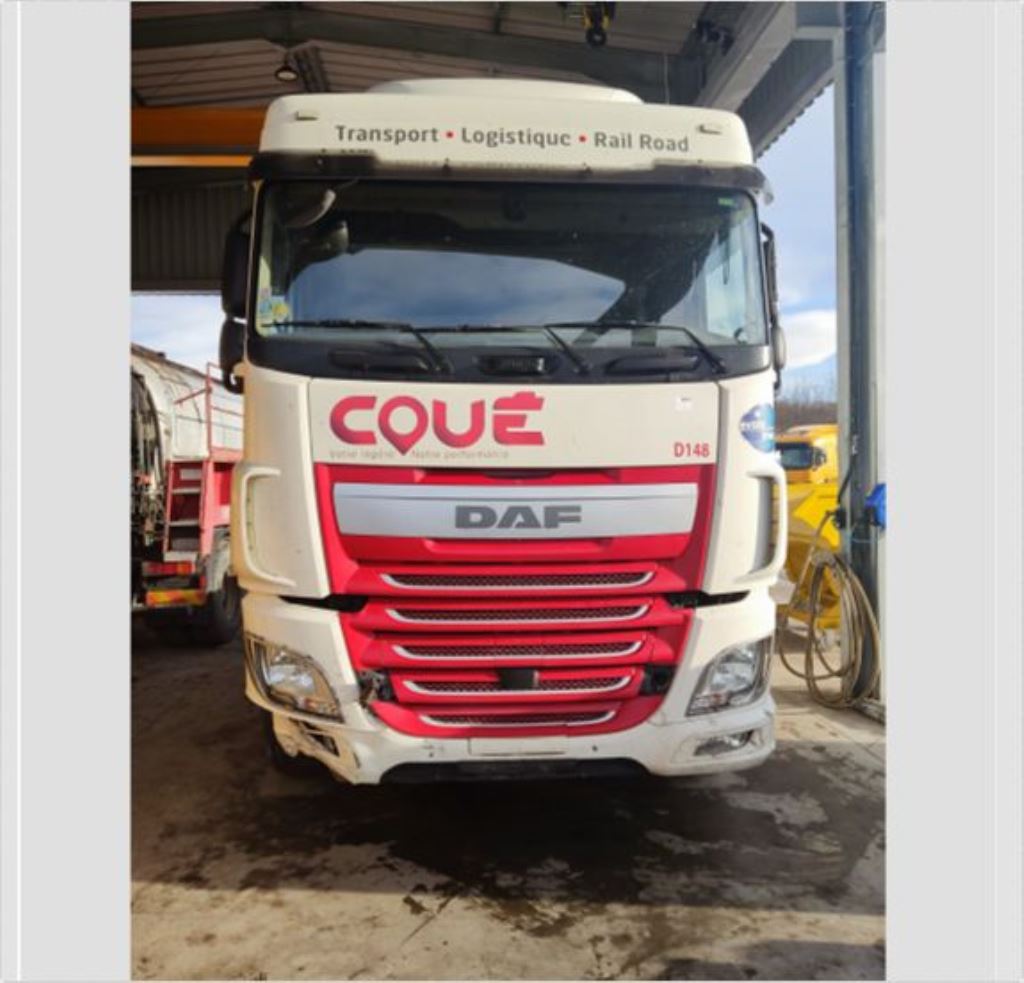 piece_DAF XF460  PORTE AVANT GAUCHE 1881862