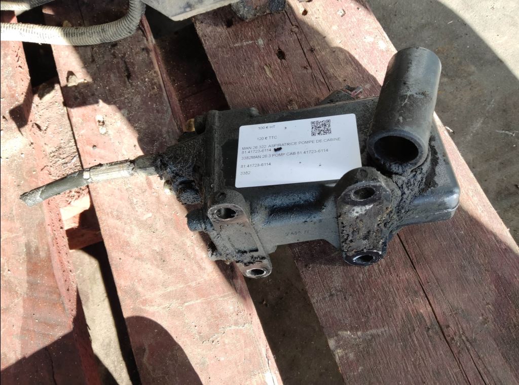 piece_MAN 26.322  ASPIRATRICE POMPE DE CABINE 81.41723-6114