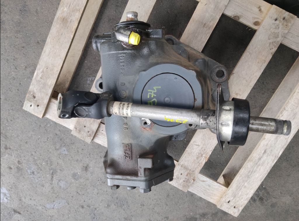 piece_MERCEDES ACTROS COLONNE DE DIRECTION A9604628201