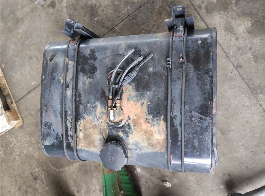 piece_MAN 10-224 RESERVOIR CARBURANT 81.12201-6176 150 LITRE