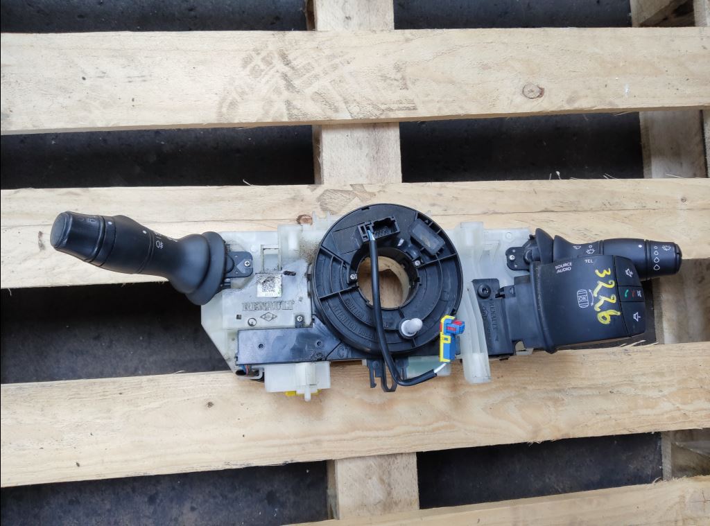 piece_RENAULT MASTER CONTACTEUR TOURNANT 255670035R