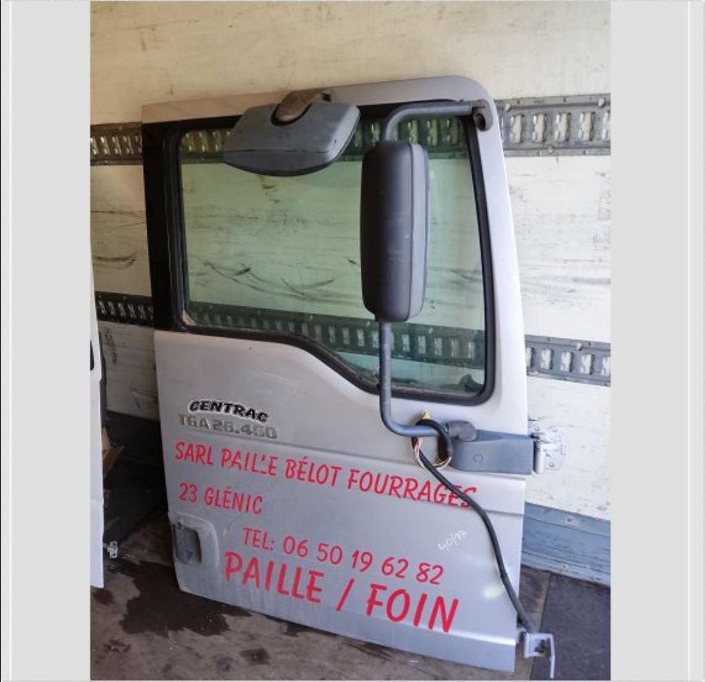 piece_MAN TGA PORTE AVANT DROITE