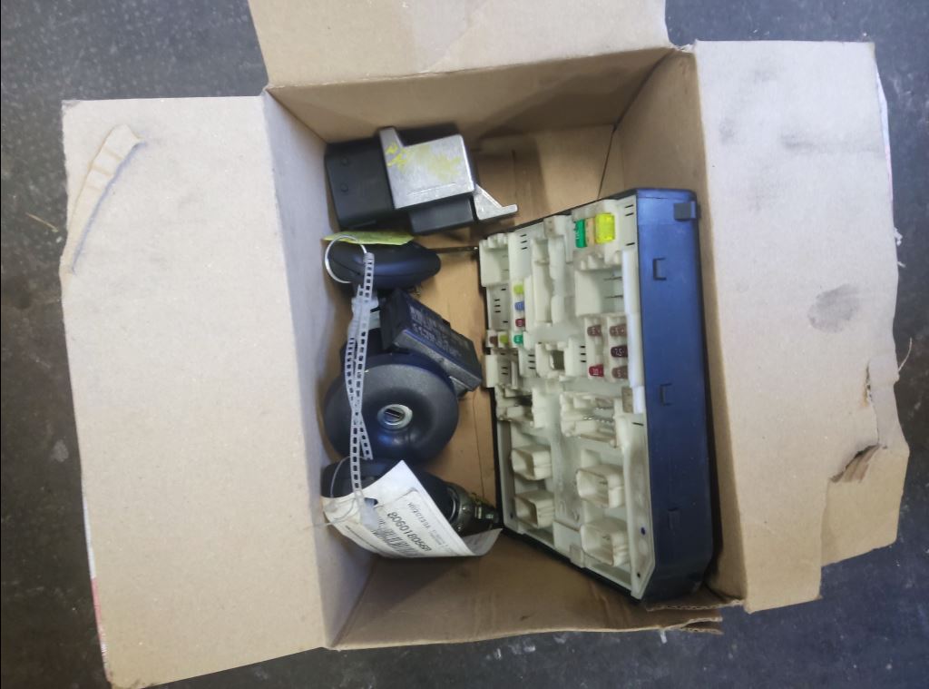 piece_RENAULT MASTER 4 KIT DE DEMARRAGE