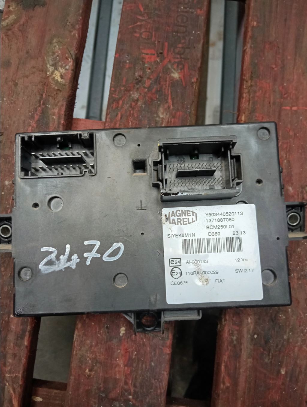 piece_CITROEN JUMPER BOITIER BCM 1371887080