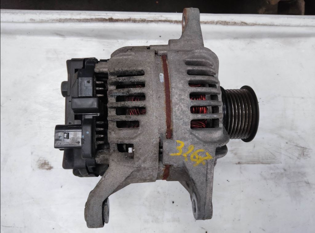 piece_IVECO 35C12  ALTERNATEUR 504009978