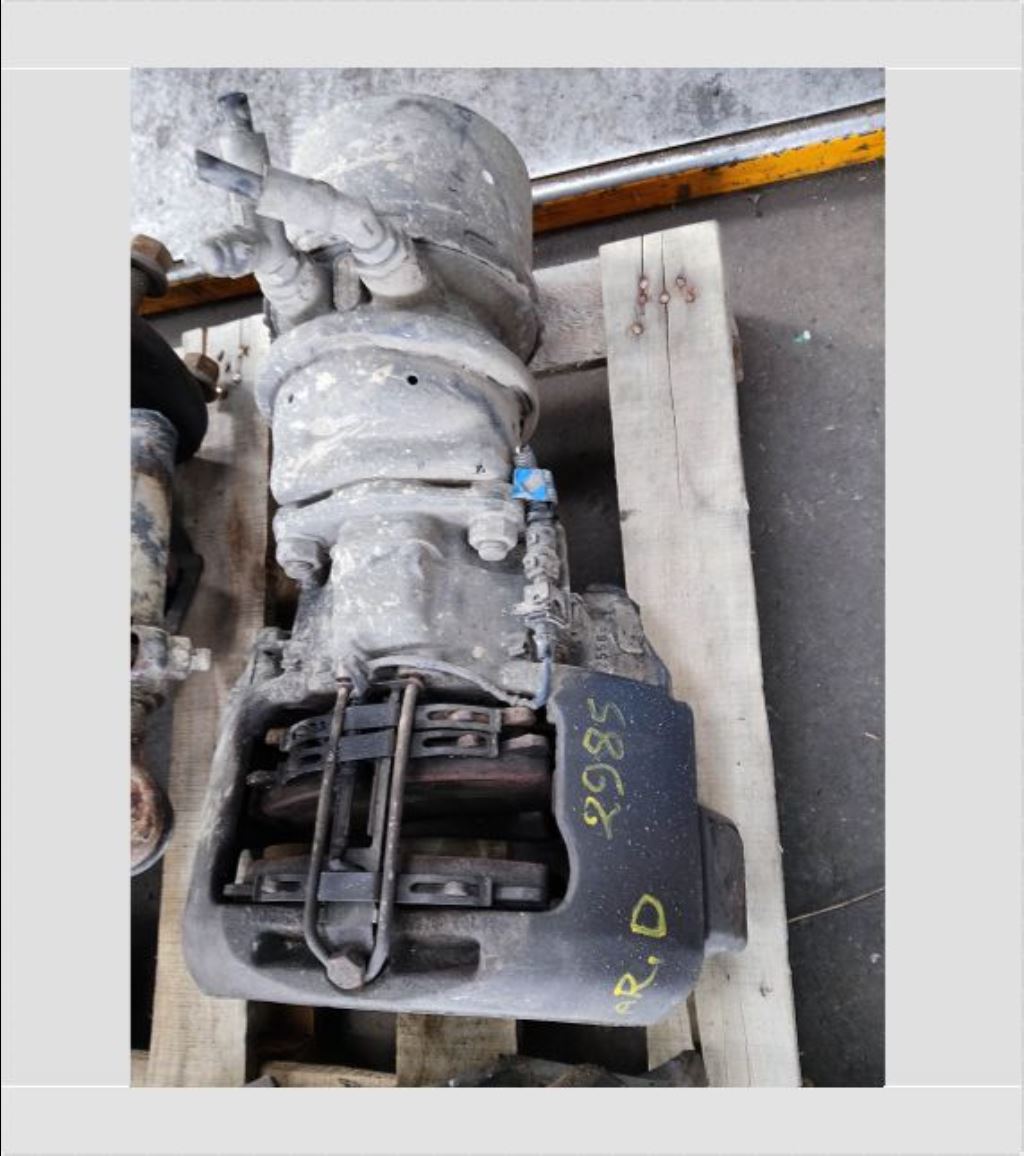 piece_RENAULT MIDLUM  ETRIER DE FREIN ARRIERE DROIT 7421471922