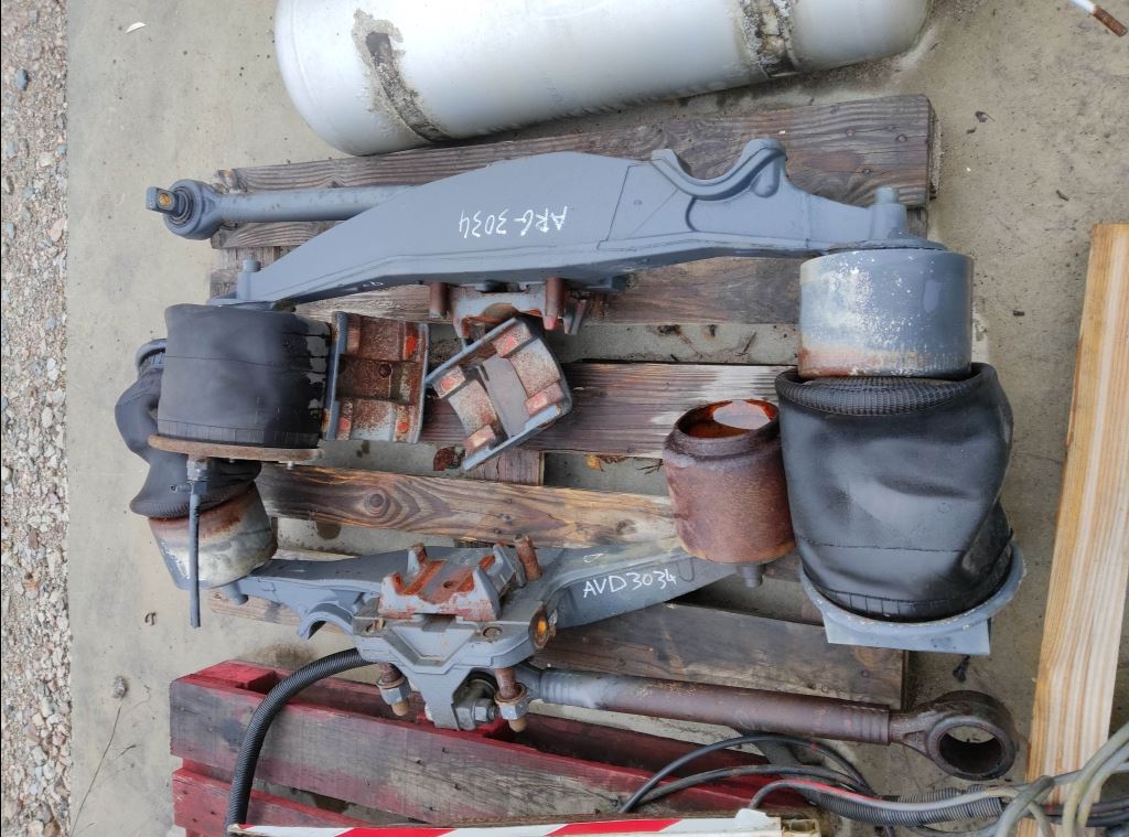 piece_DAF CF440 LAMES DE SUSPENSION 2EME PONT ARD 1877342